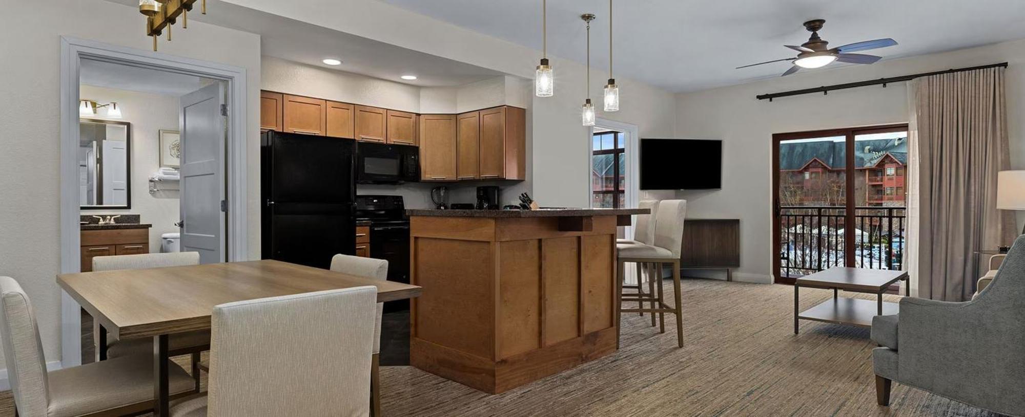 Great Smokies Lodge Sevierville By Hellovacay Экстерьер фото