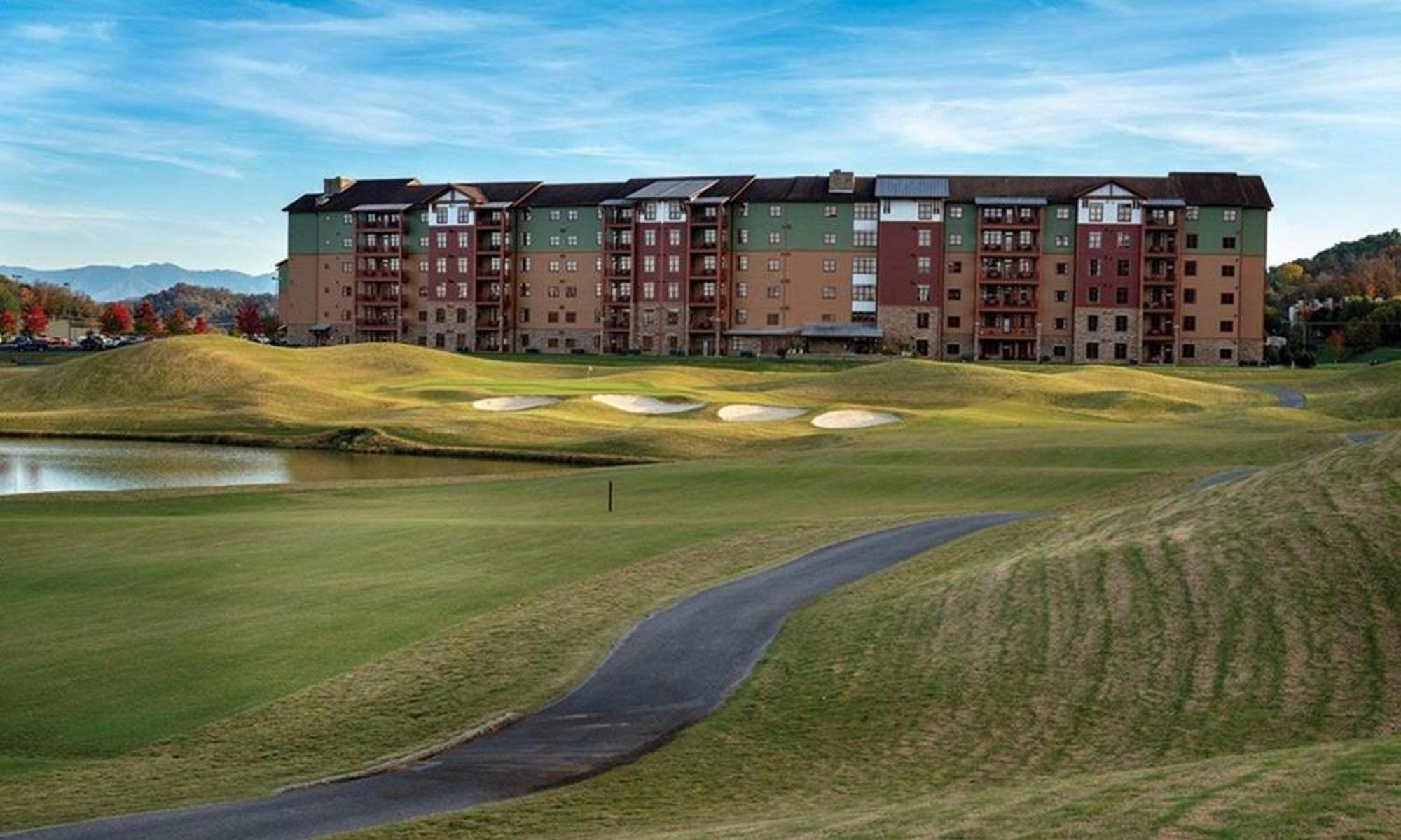 Great Smokies Lodge Sevierville By Hellovacay Экстерьер фото