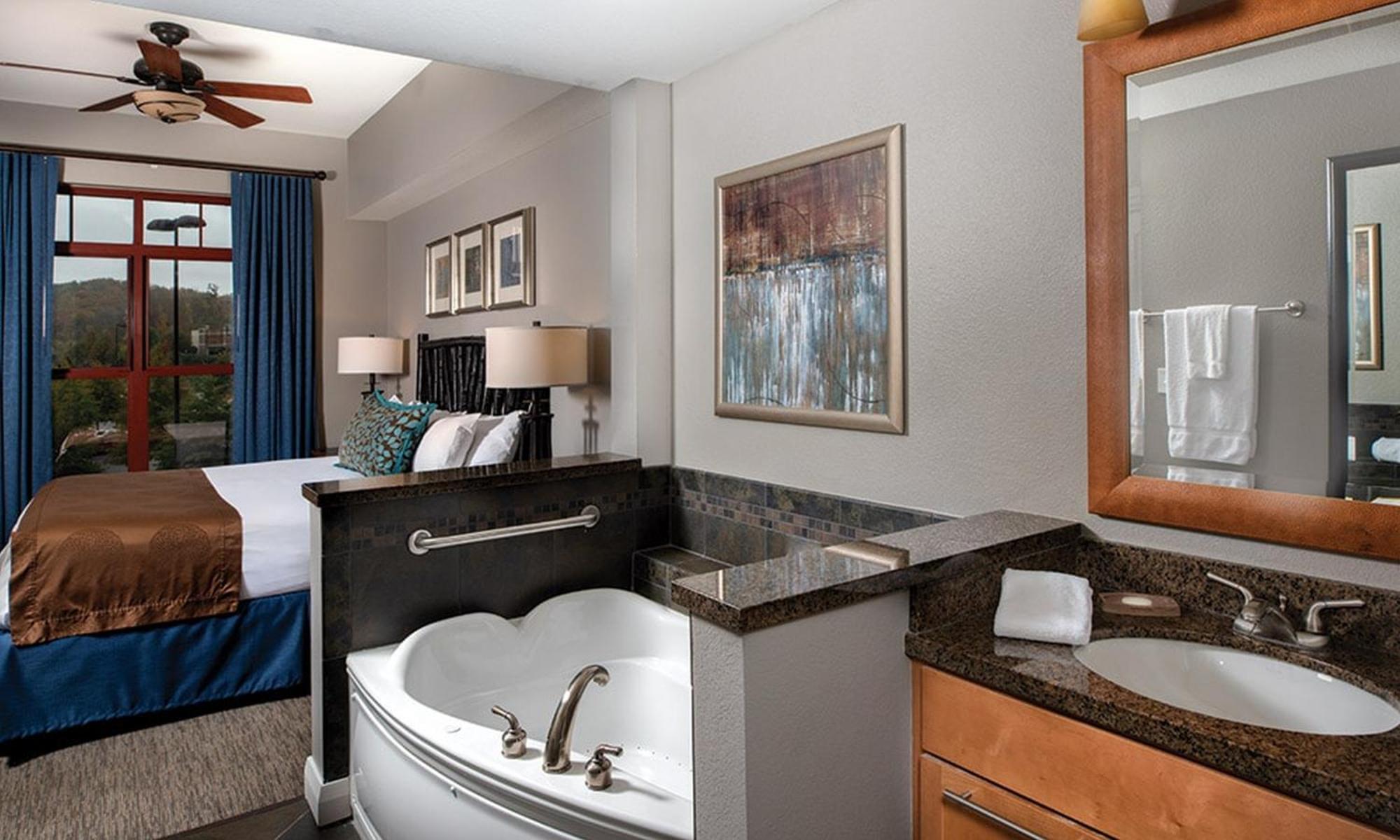 Great Smokies Lodge Sevierville By Hellovacay Экстерьер фото